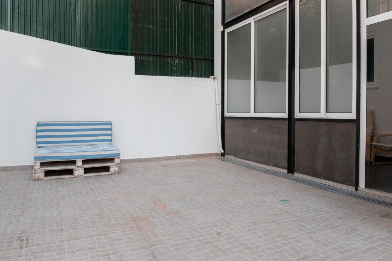 Entrecampos - Two Bedroom Apartment With Terrace Lisbon Luaran gambar