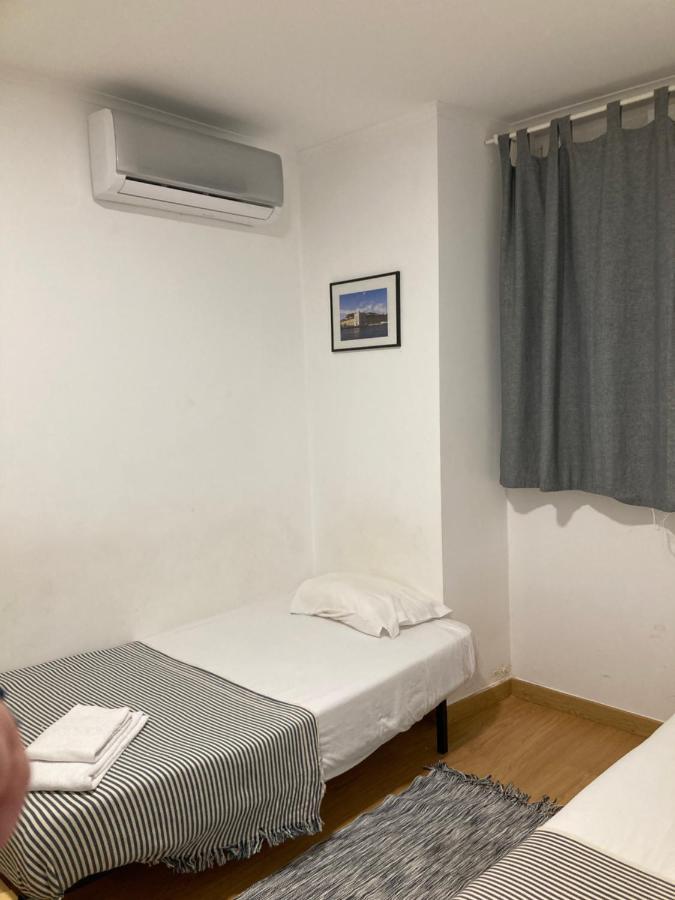 Entrecampos - Two Bedroom Apartment With Terrace Lisbon Luaran gambar